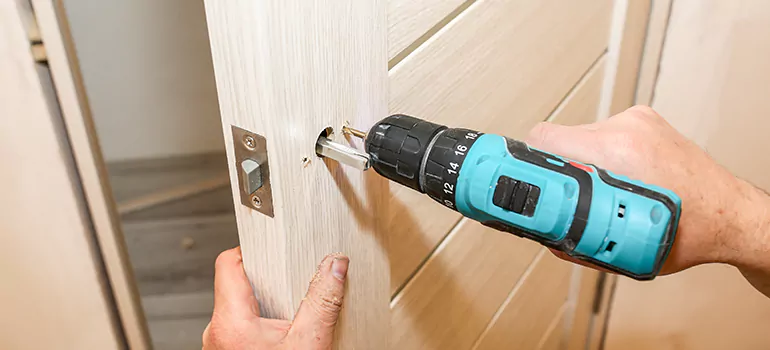 Old Door Knob Repair in Ferry Pass, FL