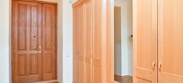 Prehung Wood Interior Doors in Ferry Pass, FL