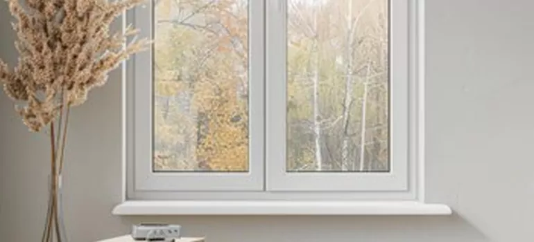 Vinyl Window Stool in Ferry Pass, FL